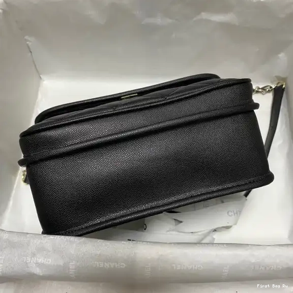 First Bag Ru BAG MESSENGER CHANEL SMALL 0518